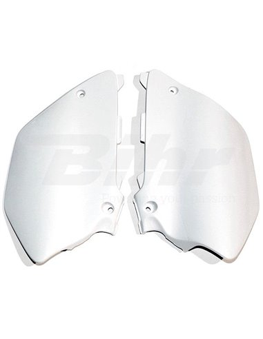 O lado traseiro do UFO-Plast cobre Yamaha branco YA03878-046