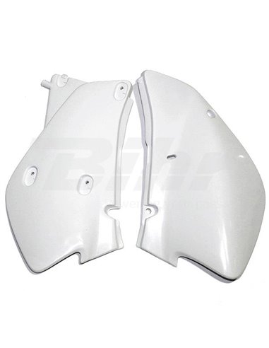 UFO-Plast rear side covers Honda white HO03677-041